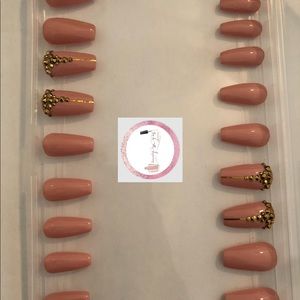 Authentic custom press on nails